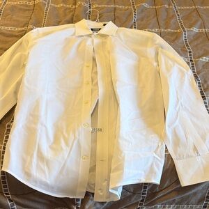 Izod Men's Classic White Dress Shirt